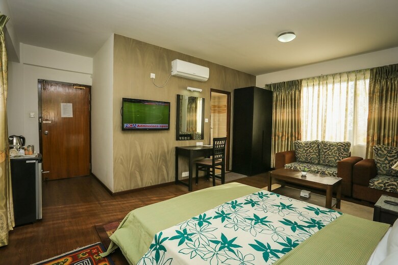 Hotel Nirvana Home