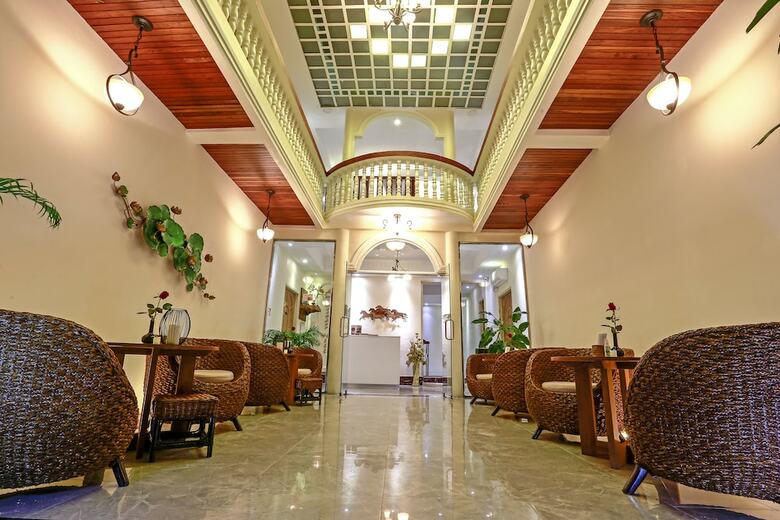 Hotel Ambassador Hill
