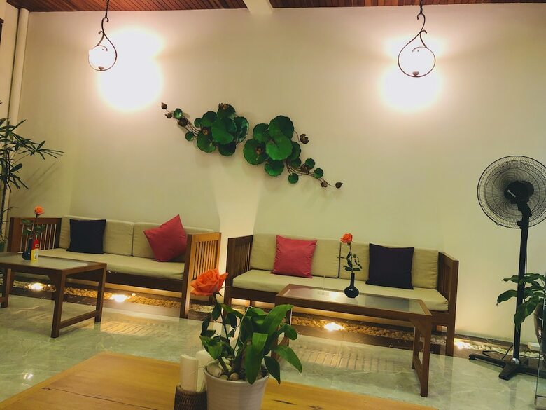 Hotel Ambassador Hill