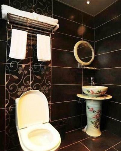 Hostal Longxinfang Garden Guest House
