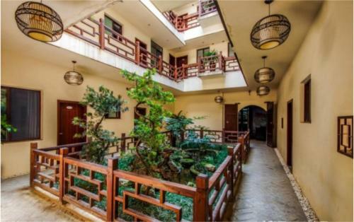 Hostal Longxinfang Garden Guest House