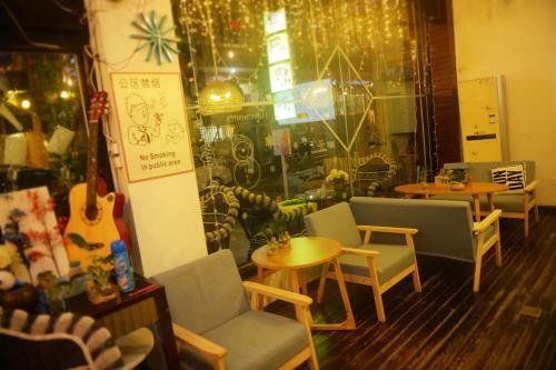 Emeishan Hostel C