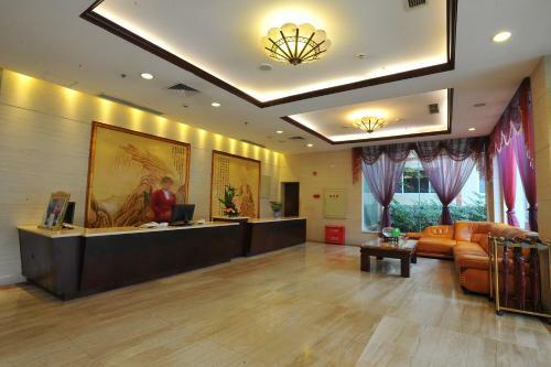 E-mei Mountain Hotel