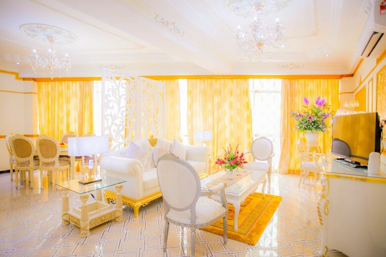 Lace Boutique Hotel