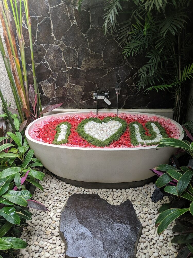 Anusara Luxury Villas - Adults Only
