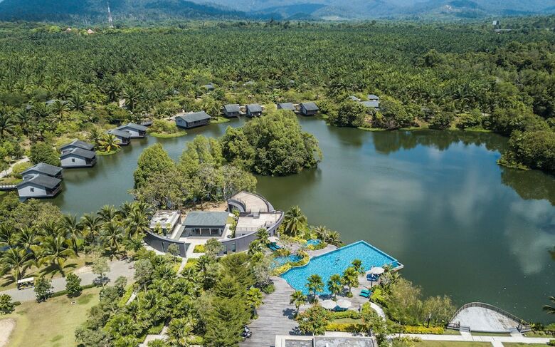 Hotel Mangala Resort & Spa