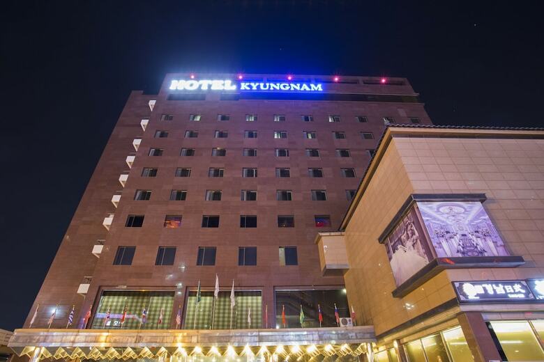 Kyungnam Tourist Hotel