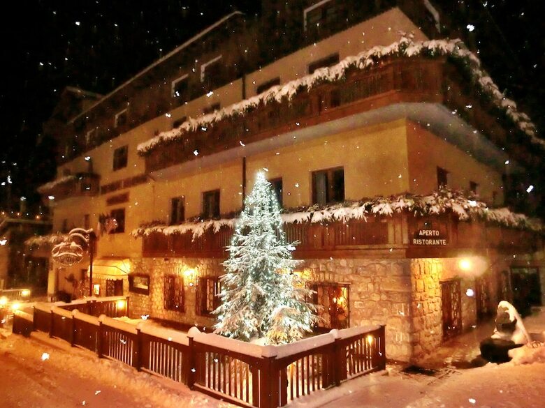 Posada Hotel Ristorante La Sponda
