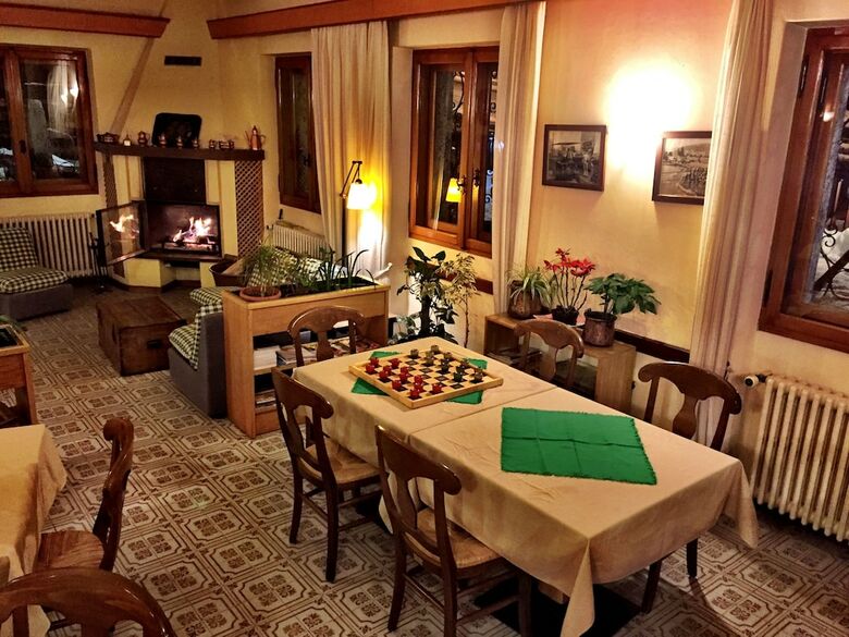 Posada Hotel Ristorante La Sponda