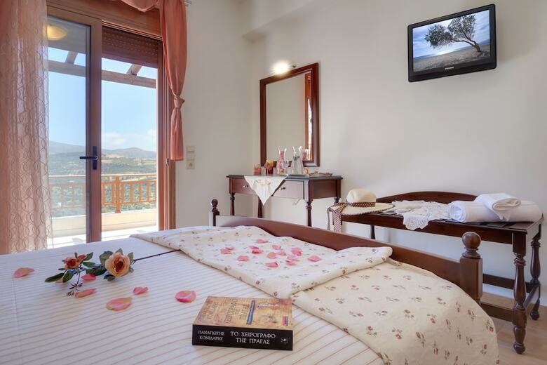 Triopetra Luxury Villas Fournou Lago