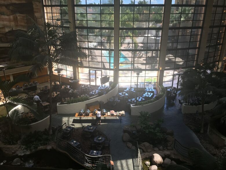 Hotel Embassy Suites Phoenix - Biltmore
