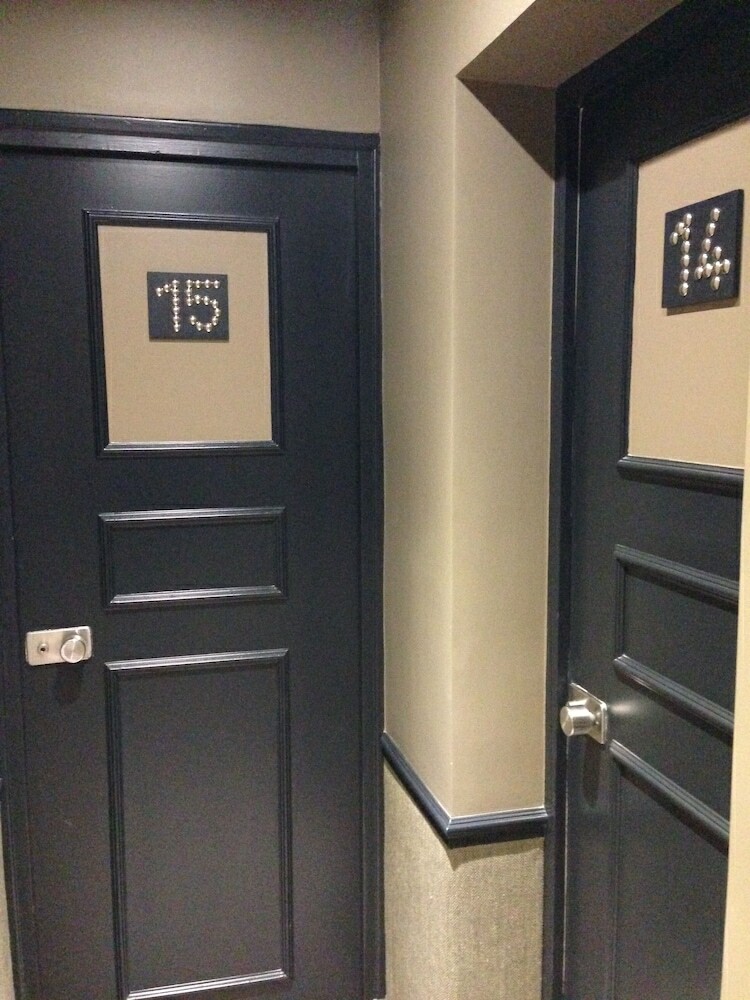 Hotel Le Petit Chomel