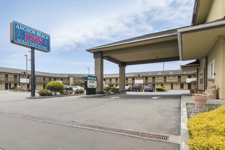 Motel Anchor Beach Inn