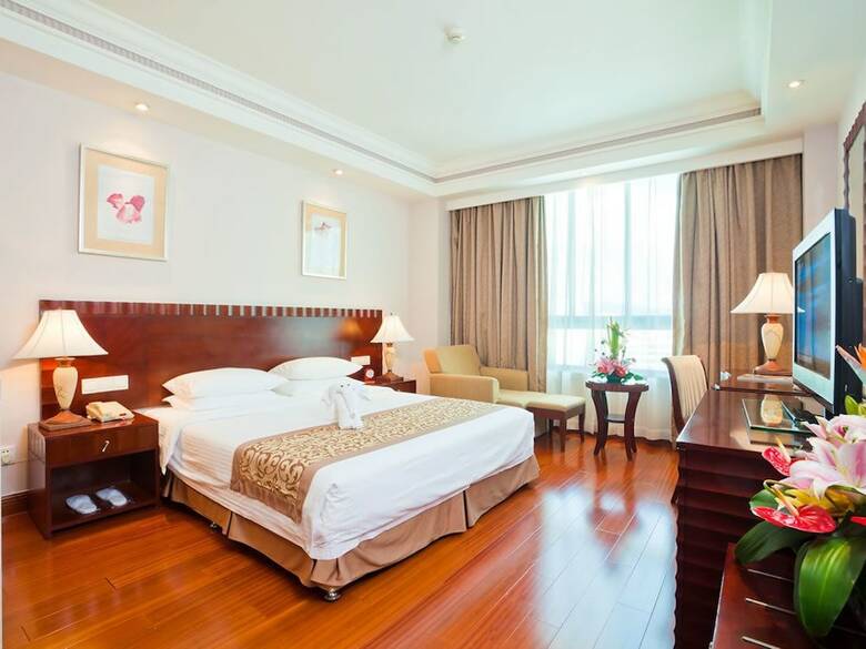 Bao Hong Hotel Sanya
