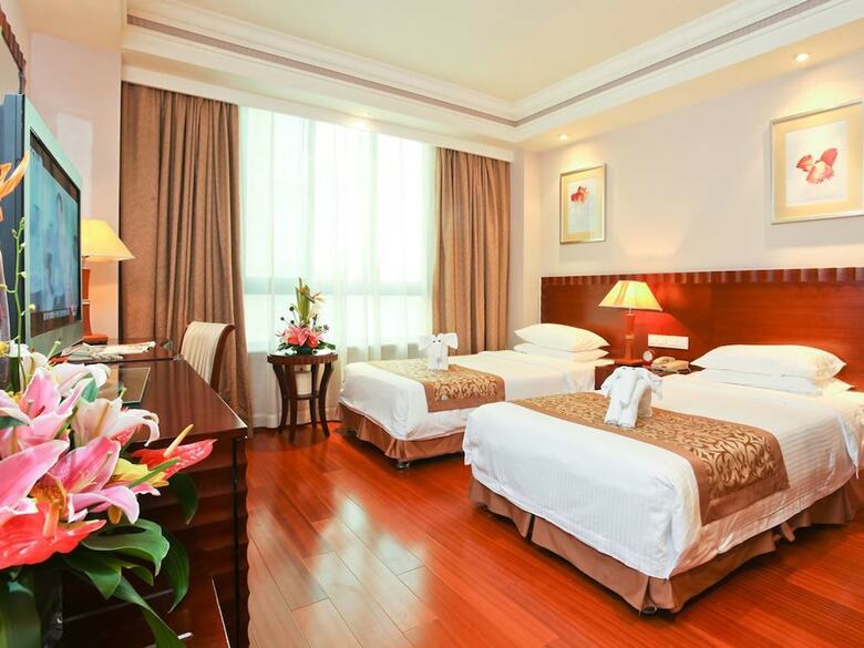 Bao Hong Hotel Sanya