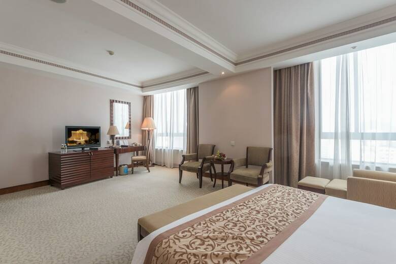Bao Hong Hotel Sanya