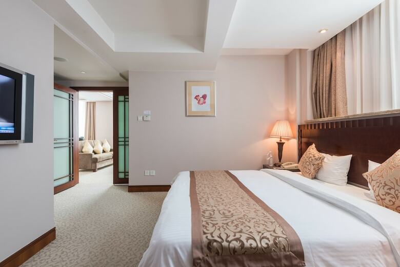 Bao Hong Hotel Sanya