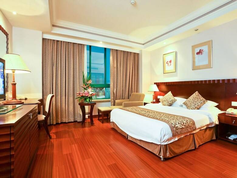 Bao Hong Hotel Sanya