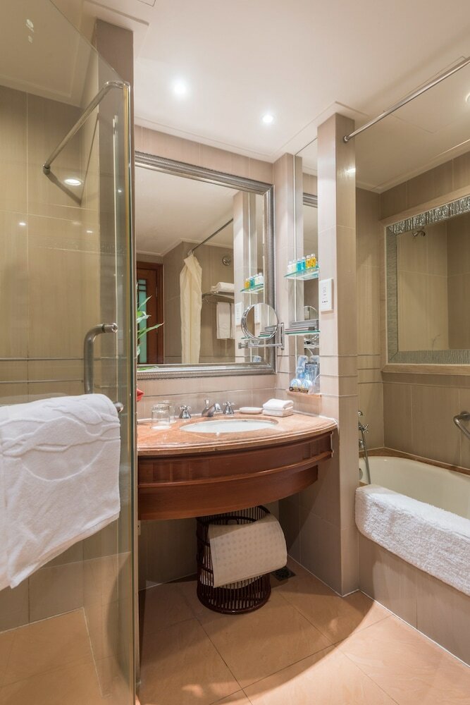 Bao Hong Hotel Sanya