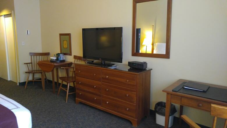 Hotel Warren Conference Center And Inn