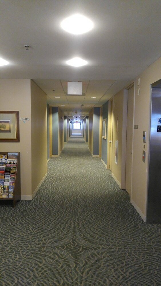 Hotel Warren Conference Center And Inn