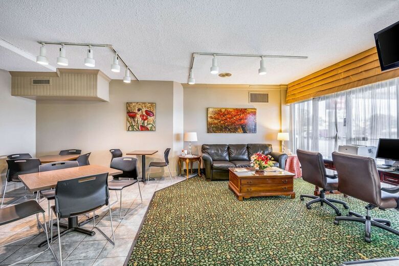 Hotel Econo Lodge Corinth
