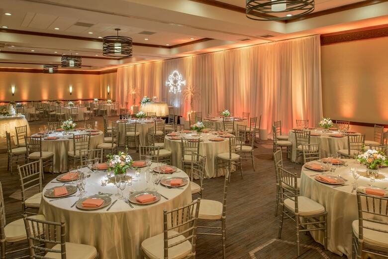 Hotel Fullerton Marriott At California State University