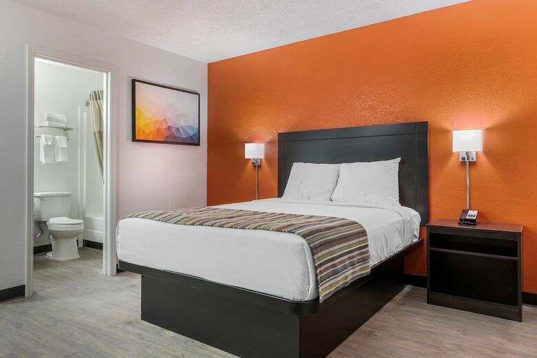 Motel Suburban Extended Stay Hotel
