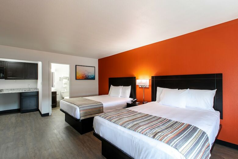Motel Suburban Extended Stay Hotel