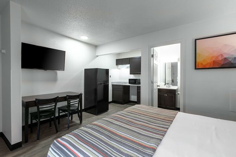Motel Suburban Extended Stay Hotel