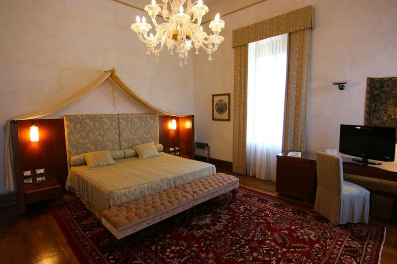 Hotel Villa Giona