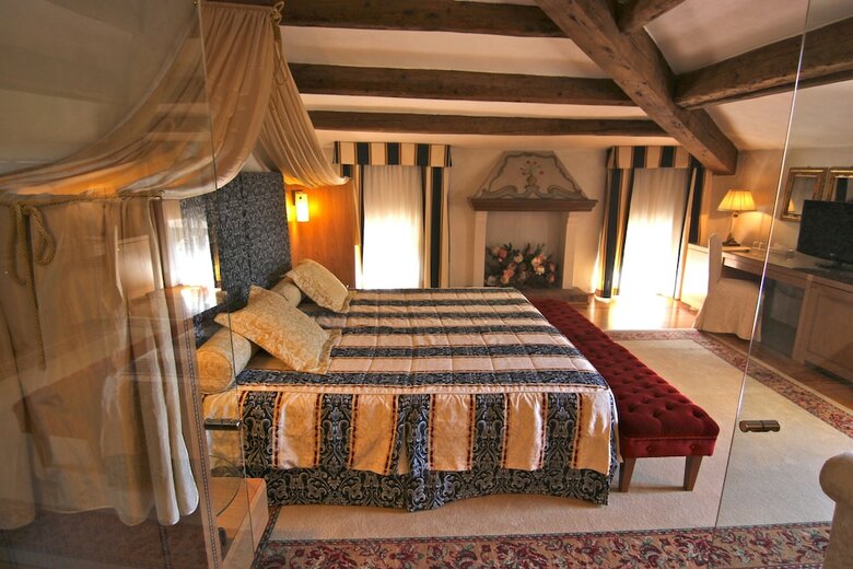 Hotel Villa Giona