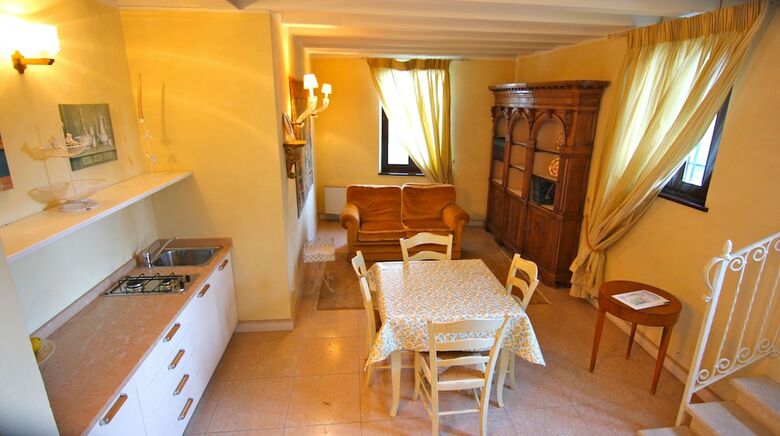 Hotel Villa Giona