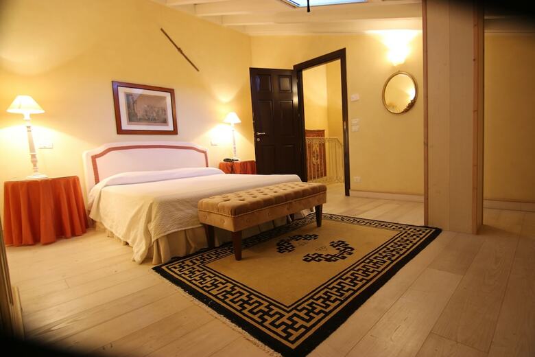 Hotel Villa Giona