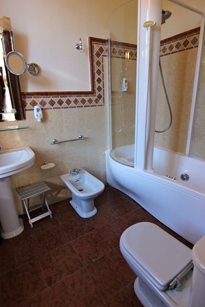 Hotel Villa Giona