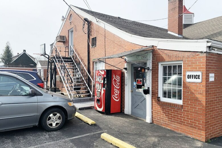 Motel Four Keys Inn