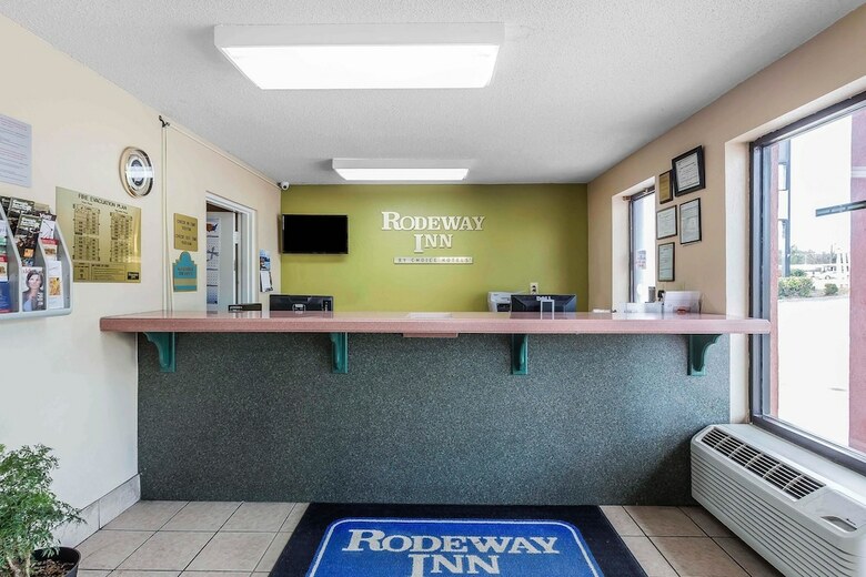 Hotel Rodeway Inn