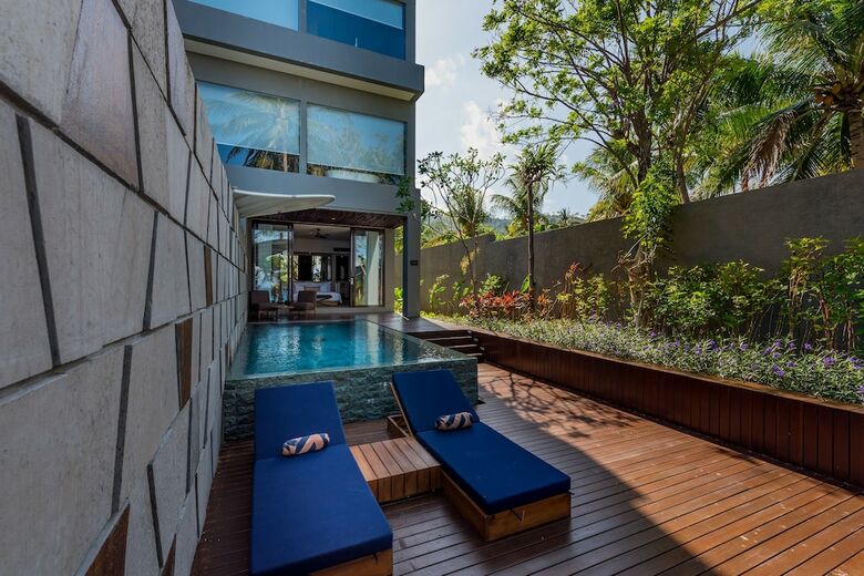 Katamaran Hotel & Resort
