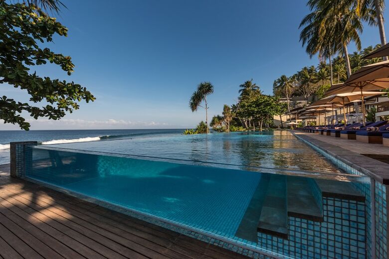 Katamaran Hotel & Resort