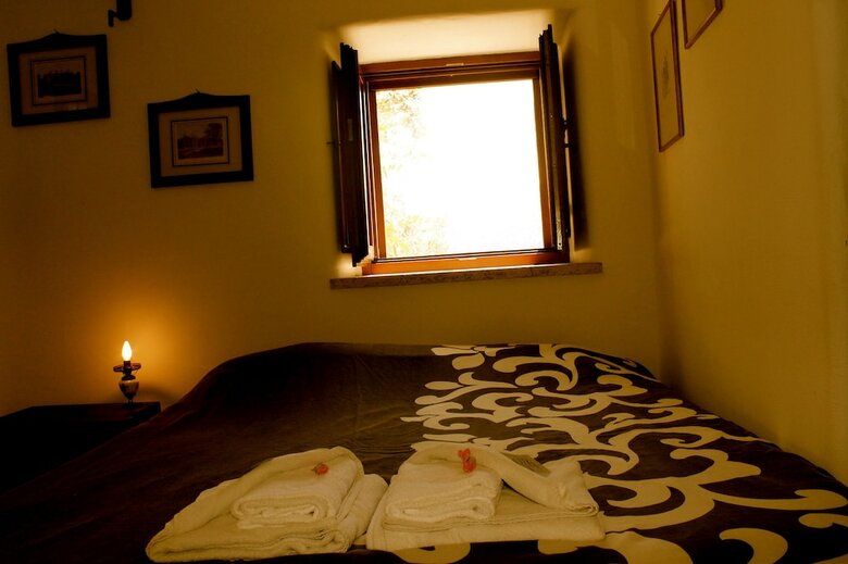 Guesthouse Runcini Dormire In Un Borgo Medievale