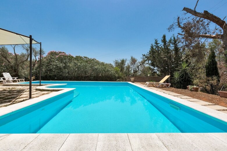 Villa Gary