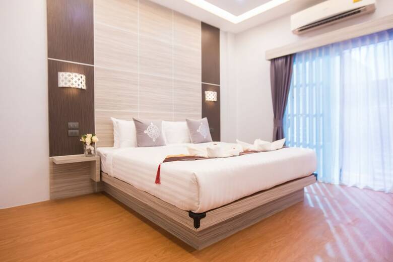 The S.g Hotel