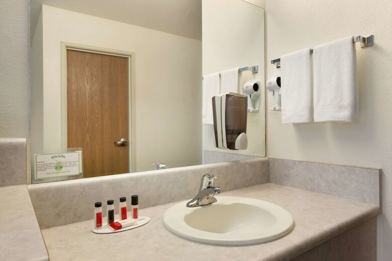 Hotel Travelodge By Wyndham Belen