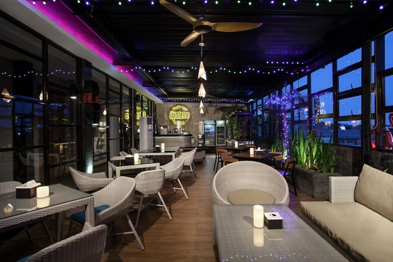 Hotel Sawana Suites