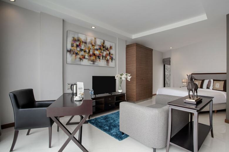 Hotel Sawana Suites