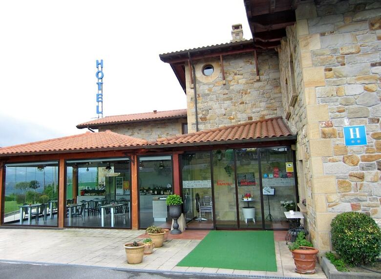 Pension Hotel Artetxe