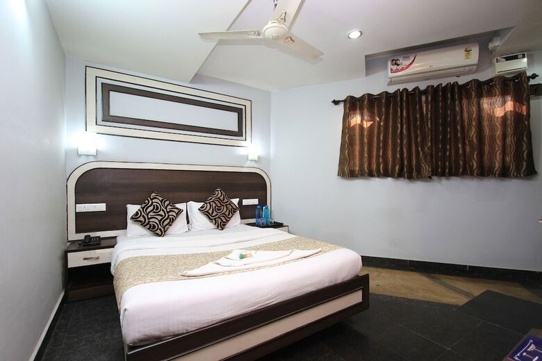 Oyo 1175 Hotel Uno In