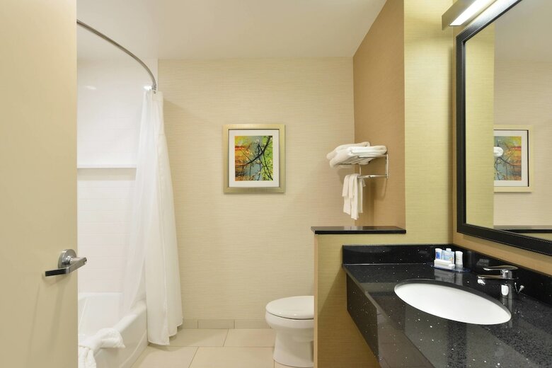 Hotel Fairfield Inn & Suites By Marriott Eau Claire Chippewa Falls