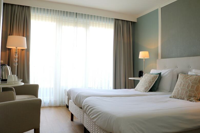 Saillant Hotel Brull