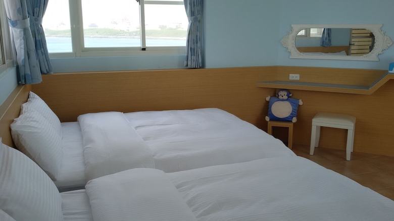 Hotel Lovers Bay